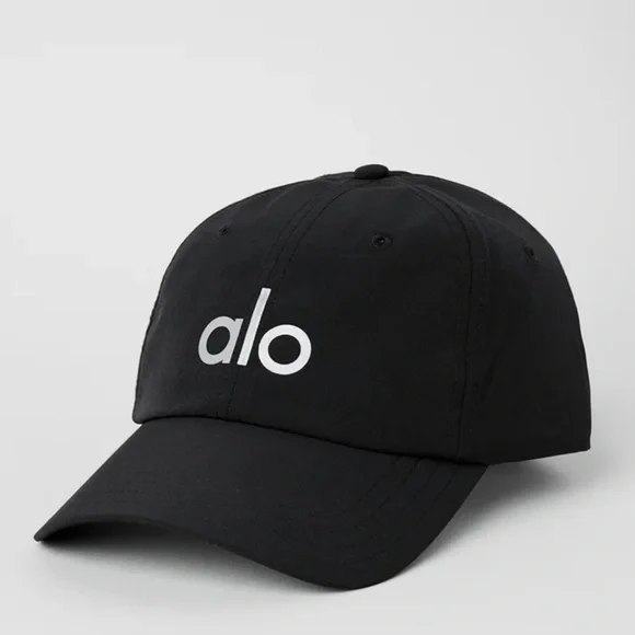 アローヨガ　alo yoga cap black 【新品未使用】 アローヨガ alo yoga cap black 【新品未使用】